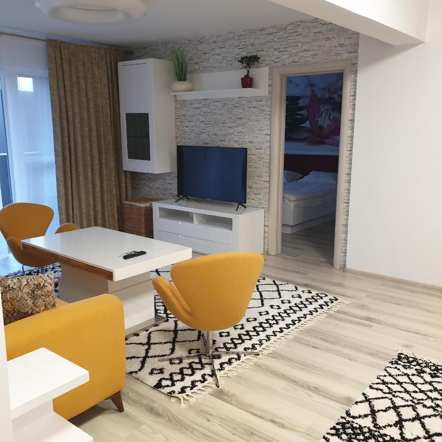 Carolina Sweet Apartament Oradea Zewnętrze zdjęcie