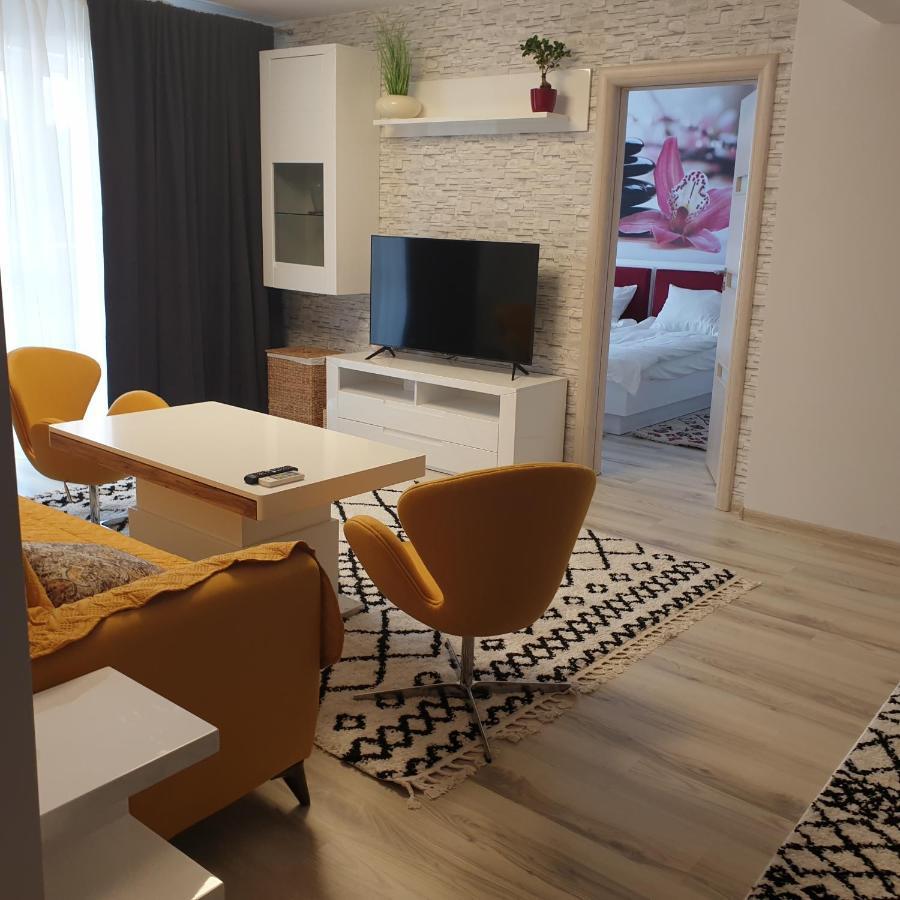 Carolina Sweet Apartament Oradea Zewnętrze zdjęcie